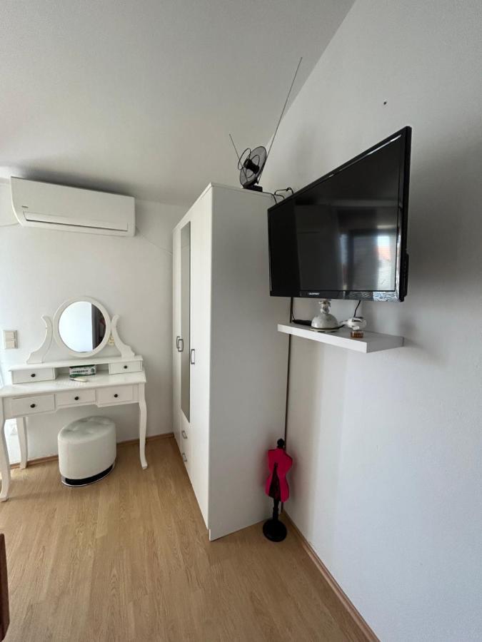 Apartman Markovic Zadar Bagian luar foto